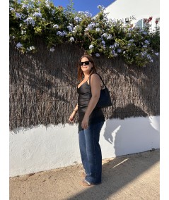Vestido satén negro