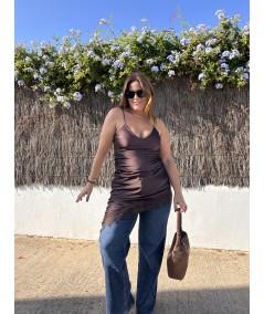 Vestido satén Marrón